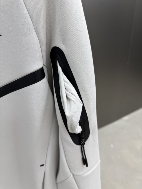 Conjunto Nike Tech Fleece Premium