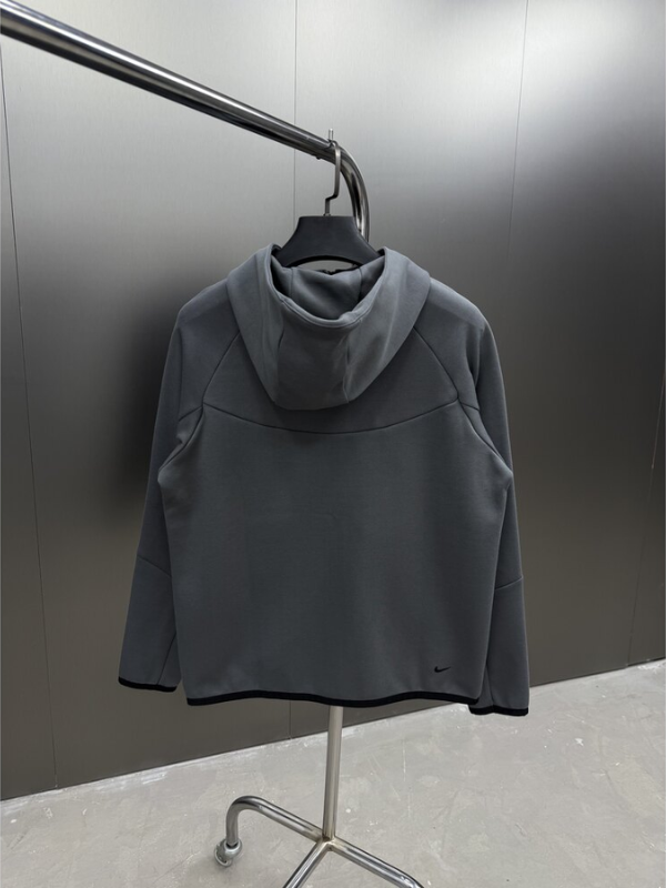 Conjunto Nike Tech Fleece Premium