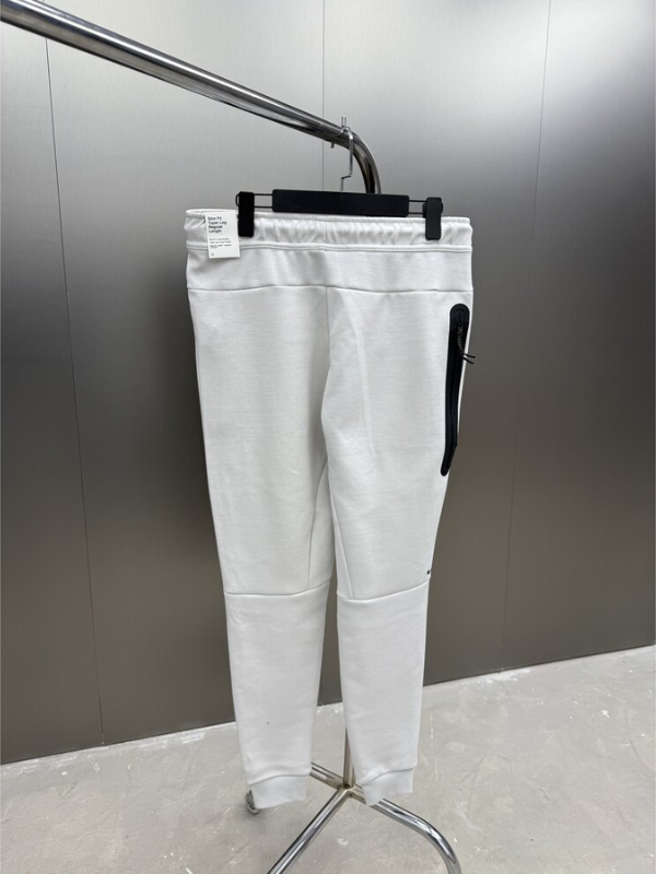 Conjunto Nike Tech Fleece Premium