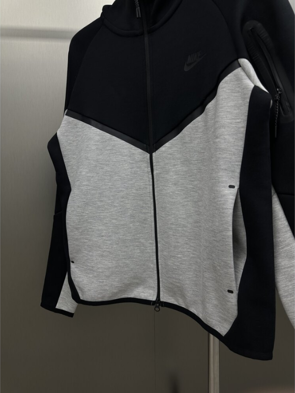 Jaqueta Nike Tech Fleece Premium