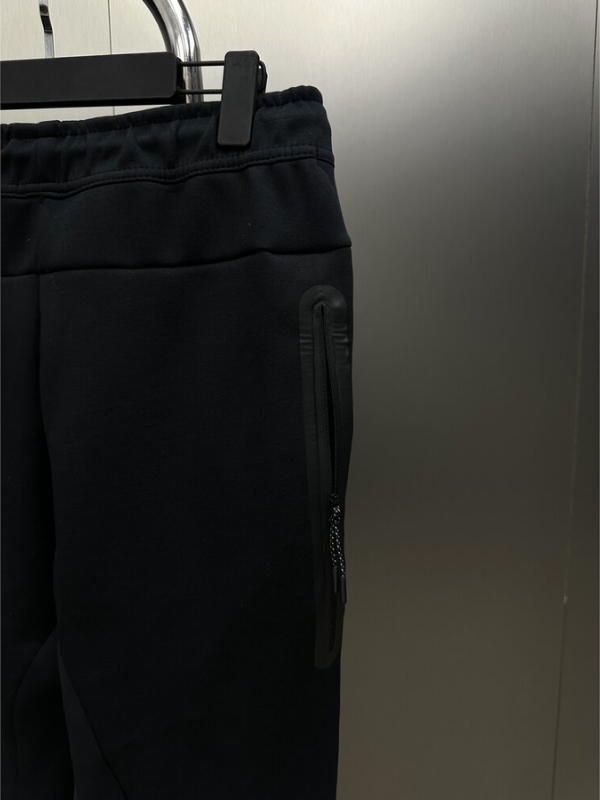 Conjunto Nike Tech Fleece Premium