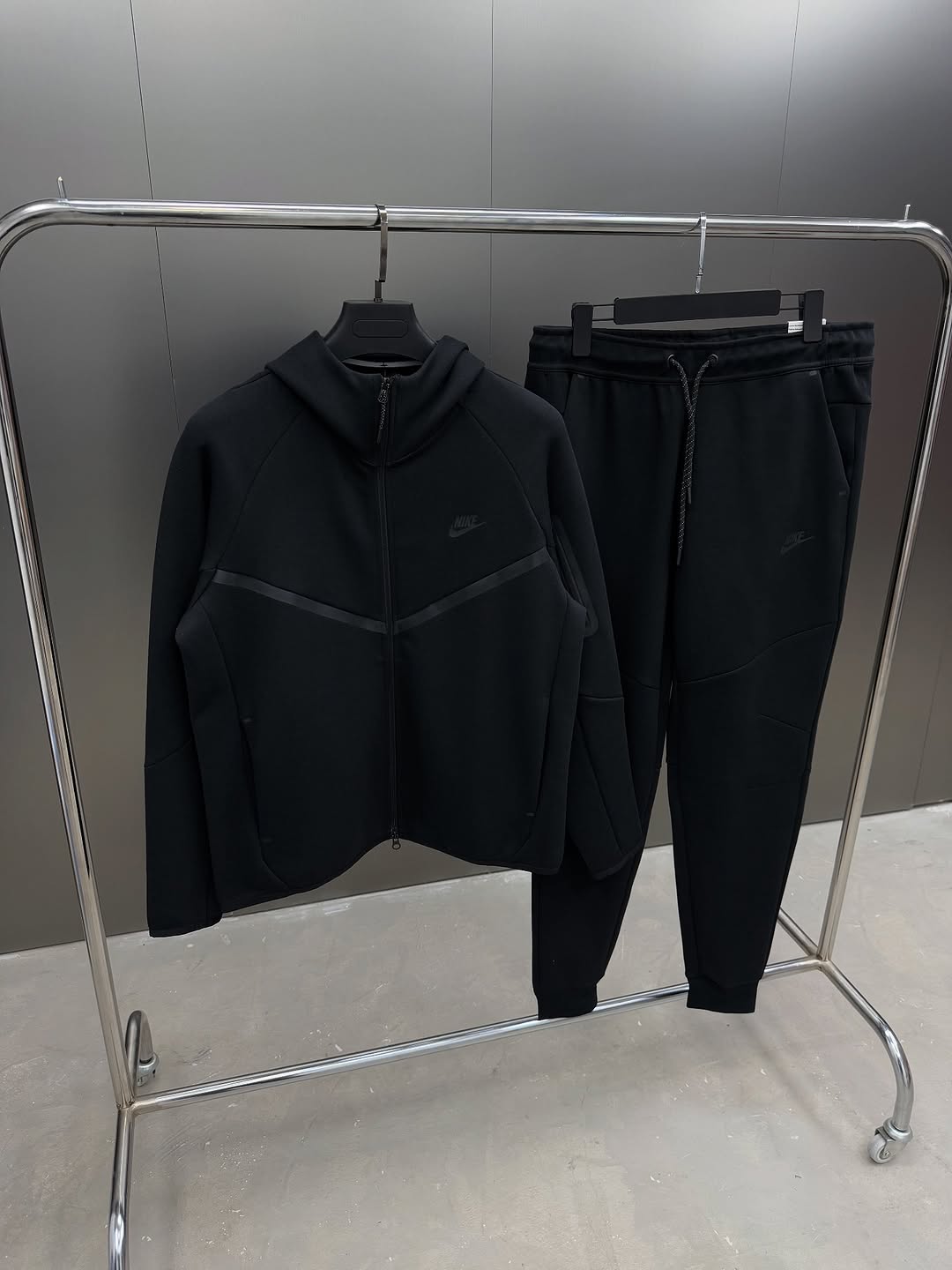 Conjunto Nike Tech Fleece Premium