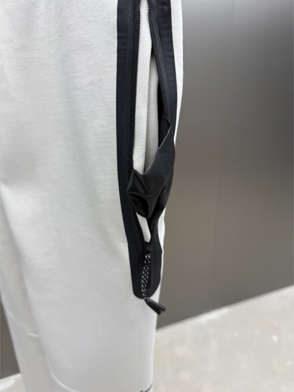 Conjunto Nike Tech Fleece Premium