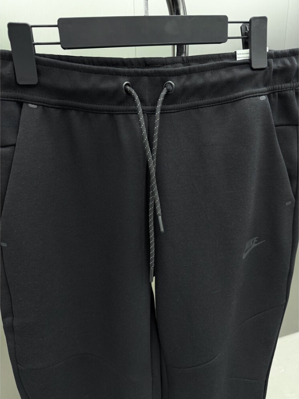 Calça Nike Tech Fleece Premium Jogger