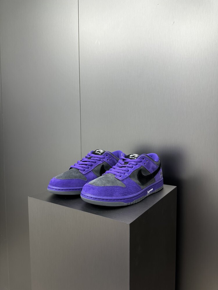 Nike Dunk SB Low Supreme
