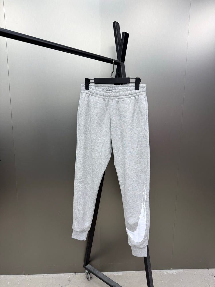 Calça Nike SWOOSH