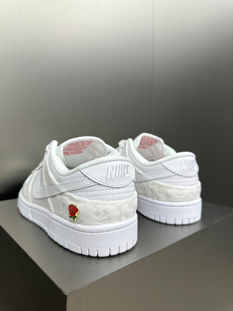 Nike Dunk SB Low Giver Her Flowers