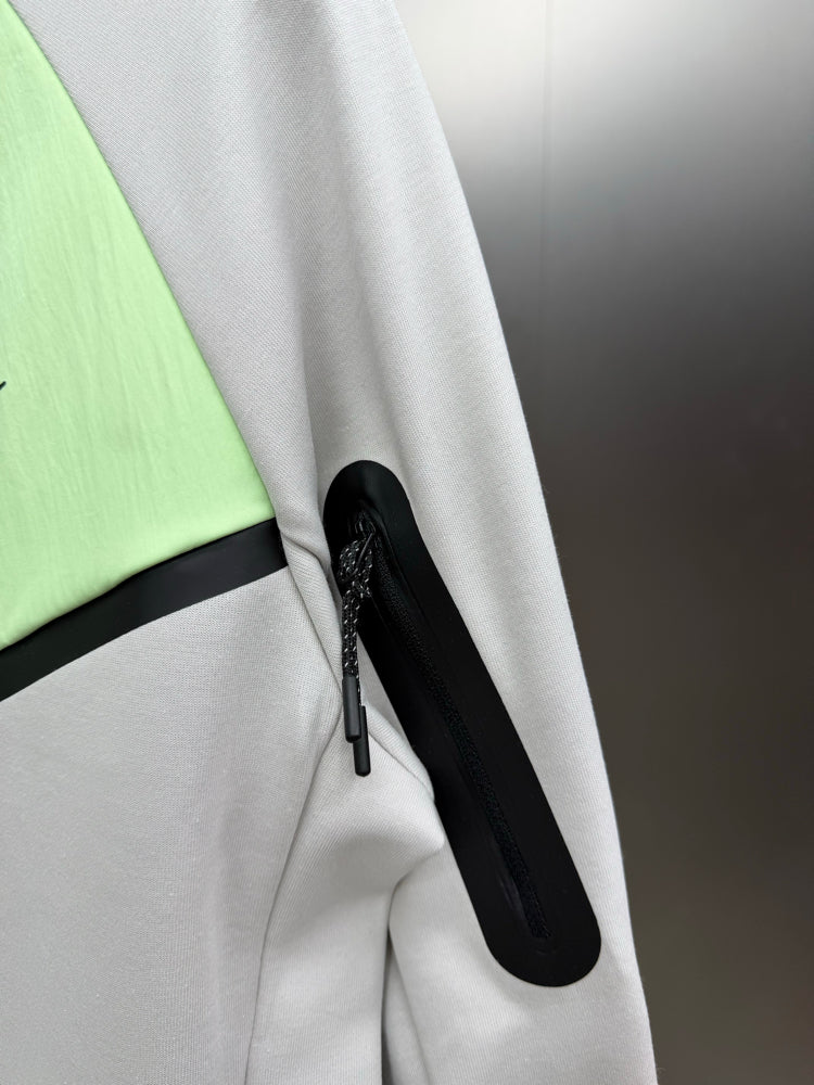 Jaqueta Nike Tech Fleece Premium