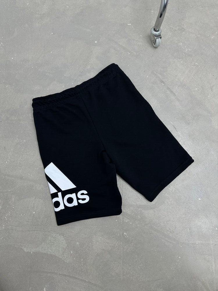 Short Adidas LOGO