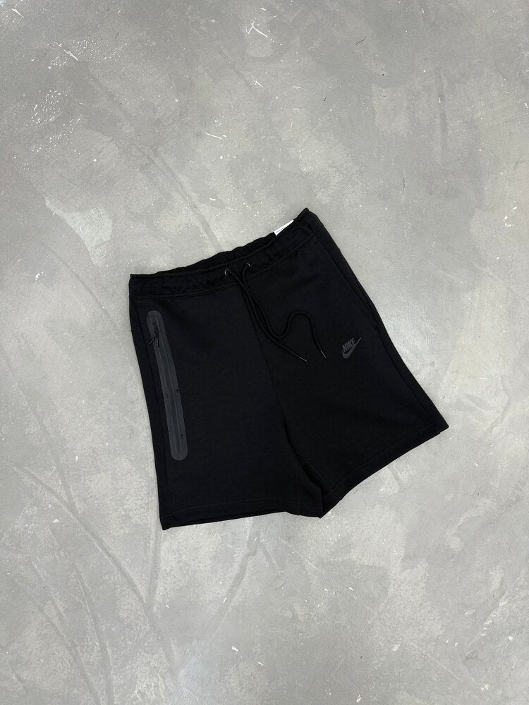 Short Nike Tech Fleece