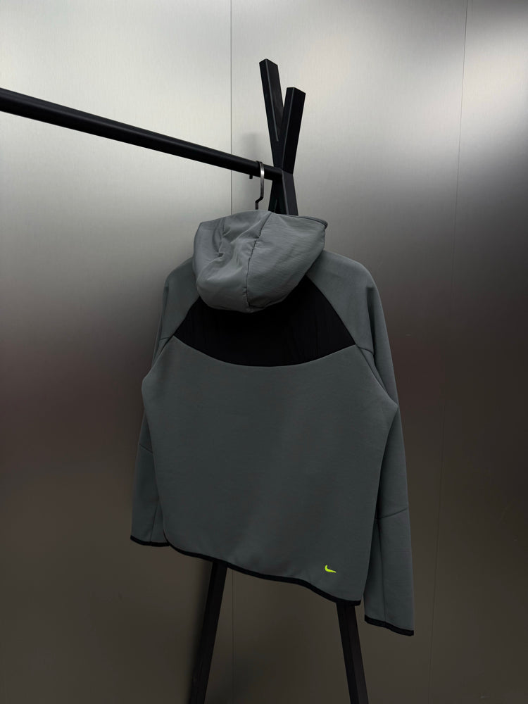 Jaqueta Nike Tech Fleece Premium