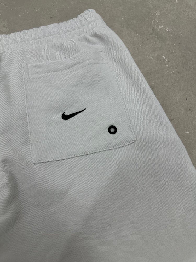Short Nike SWOOSH