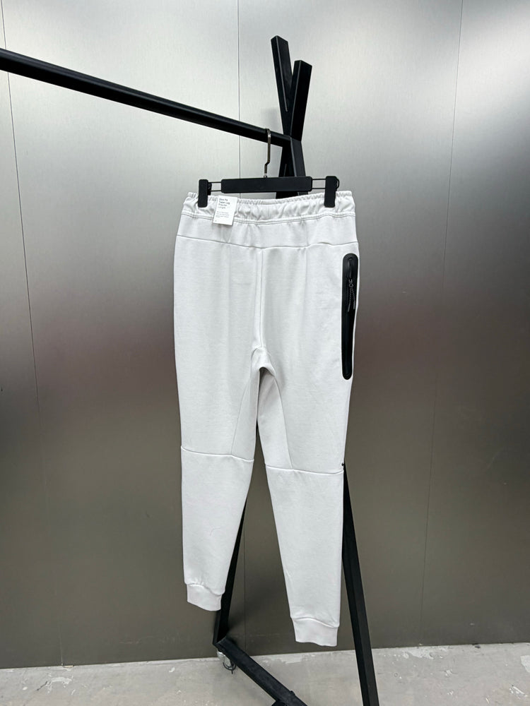 Calça Nike Tech Fleece Premium Jogger