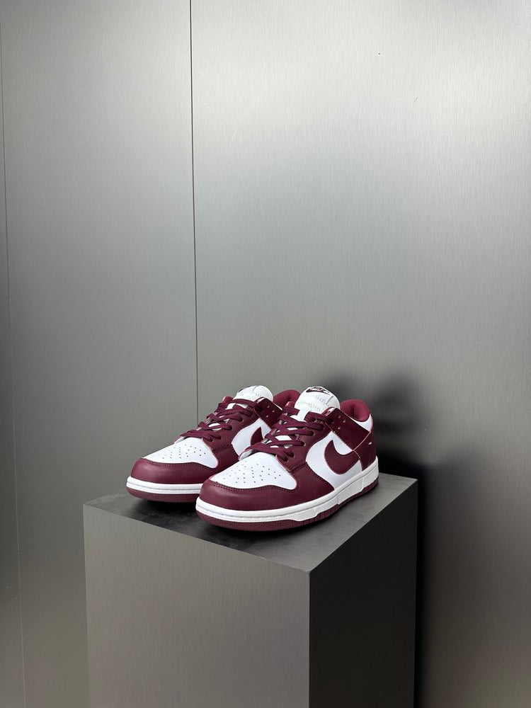 Nike Dunk SB Low Dark Beetroot
