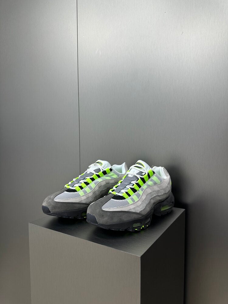 Nike Air Max 95 Neon