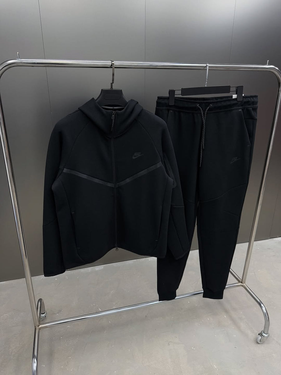 Conjunto Nike Tech Fleece Premium