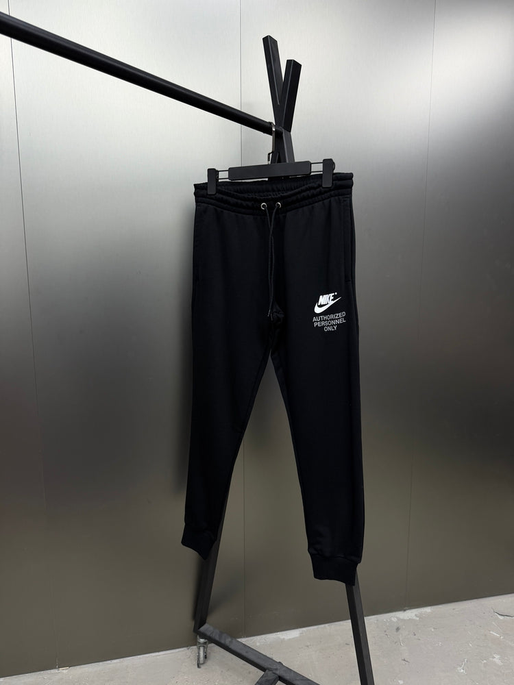 Calça Nike GRAPHIC