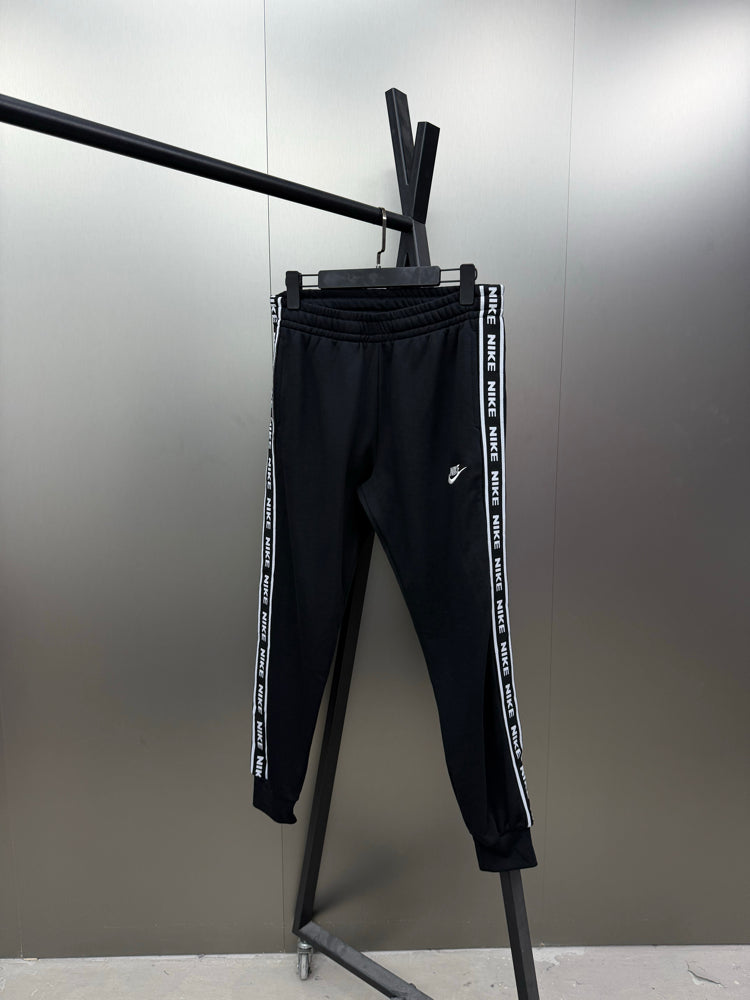 Calça Nike Tech Fleece Premium Jogger