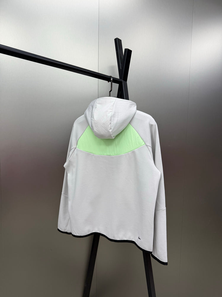 Jaqueta Nike Tech Fleece Premium