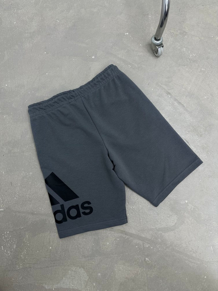 Short Adidas LOGO