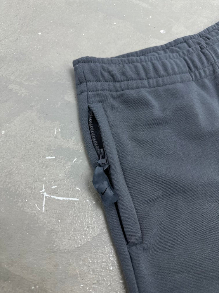 Short Nike SOLO SWOOSH