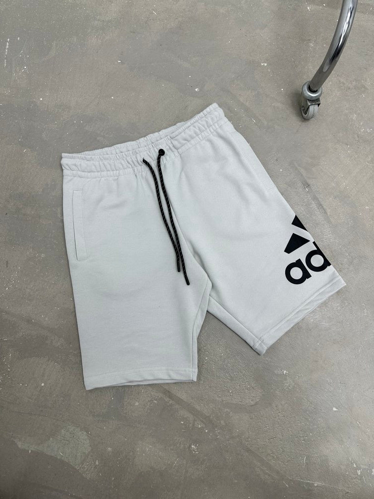Short Adidas LOGO