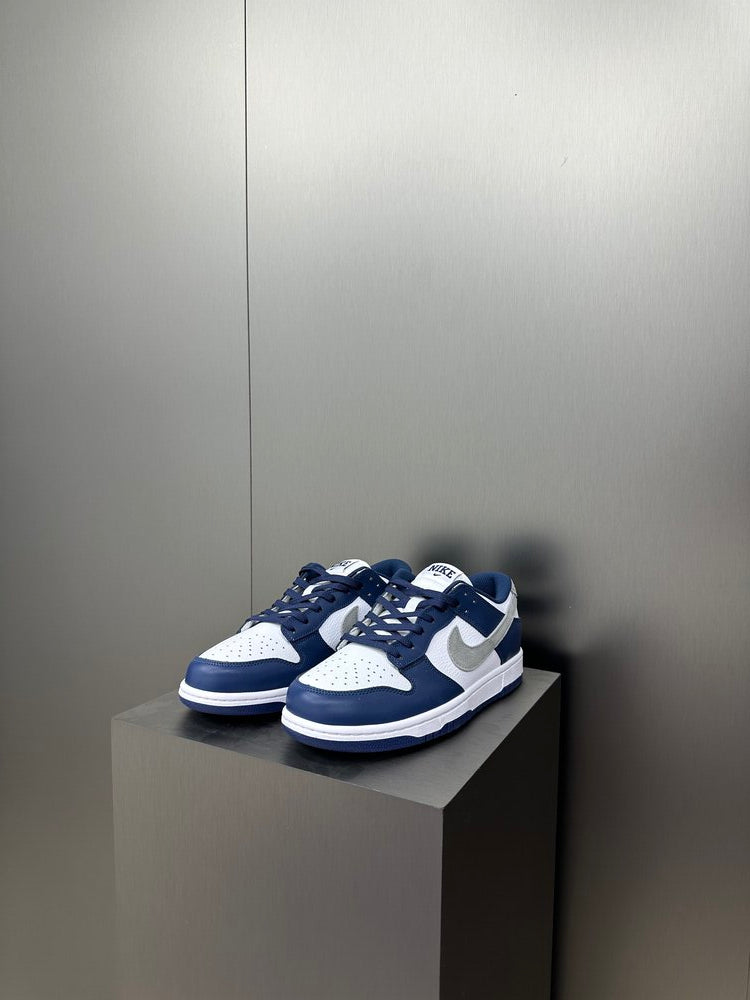 Tênis Nike Dunk SB Low Midnight Navy Smoke Grey