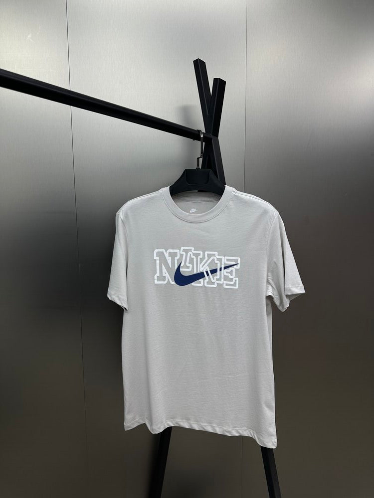 Camiseta Nike SWOOSH